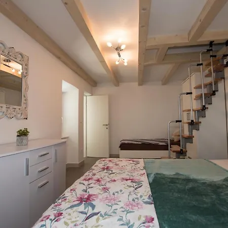 Sun Διαμέρισμα *