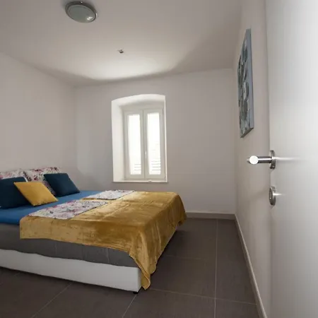 Sun Διαμέρισμα *