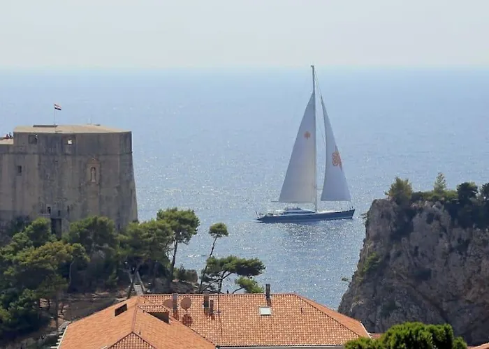 Sun * 杜布罗夫尼克